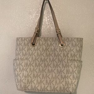 MICHAEL KORS SHOULDER BAG